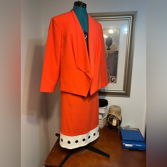 Nine West Orange Lined Stretch grommets Skirt Jacket Set Outfit Size 14W/16W - Picture 2 of 12